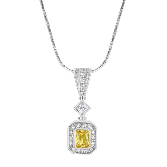 Pendant Necklace - Necklaces Aura