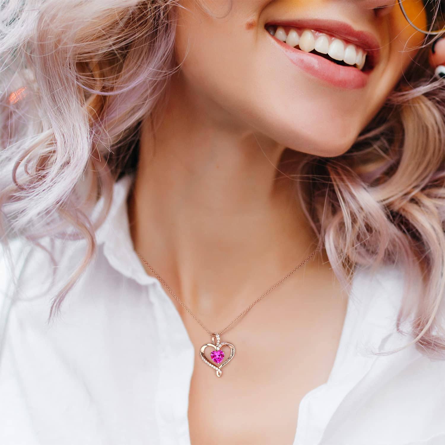 Load video: Taylor Swift inspired jewelry video by Necklaces Aura – showcasing elegant necklaces with a stylish and spiritual design.